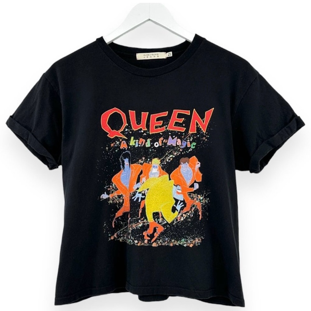 Alice & Olivia Black Queen Band T-Shirt. Size M/L